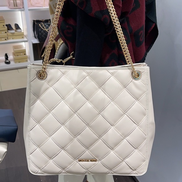 Michael Kors MK Regina Shoulder Bag Soft Leather Large Conv Bag - Picture 3 of 16